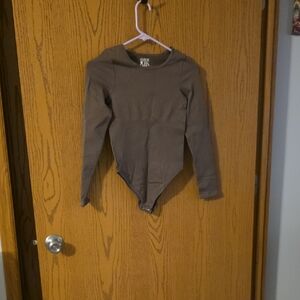 OQQ BROWN BODYSUIT NWOT